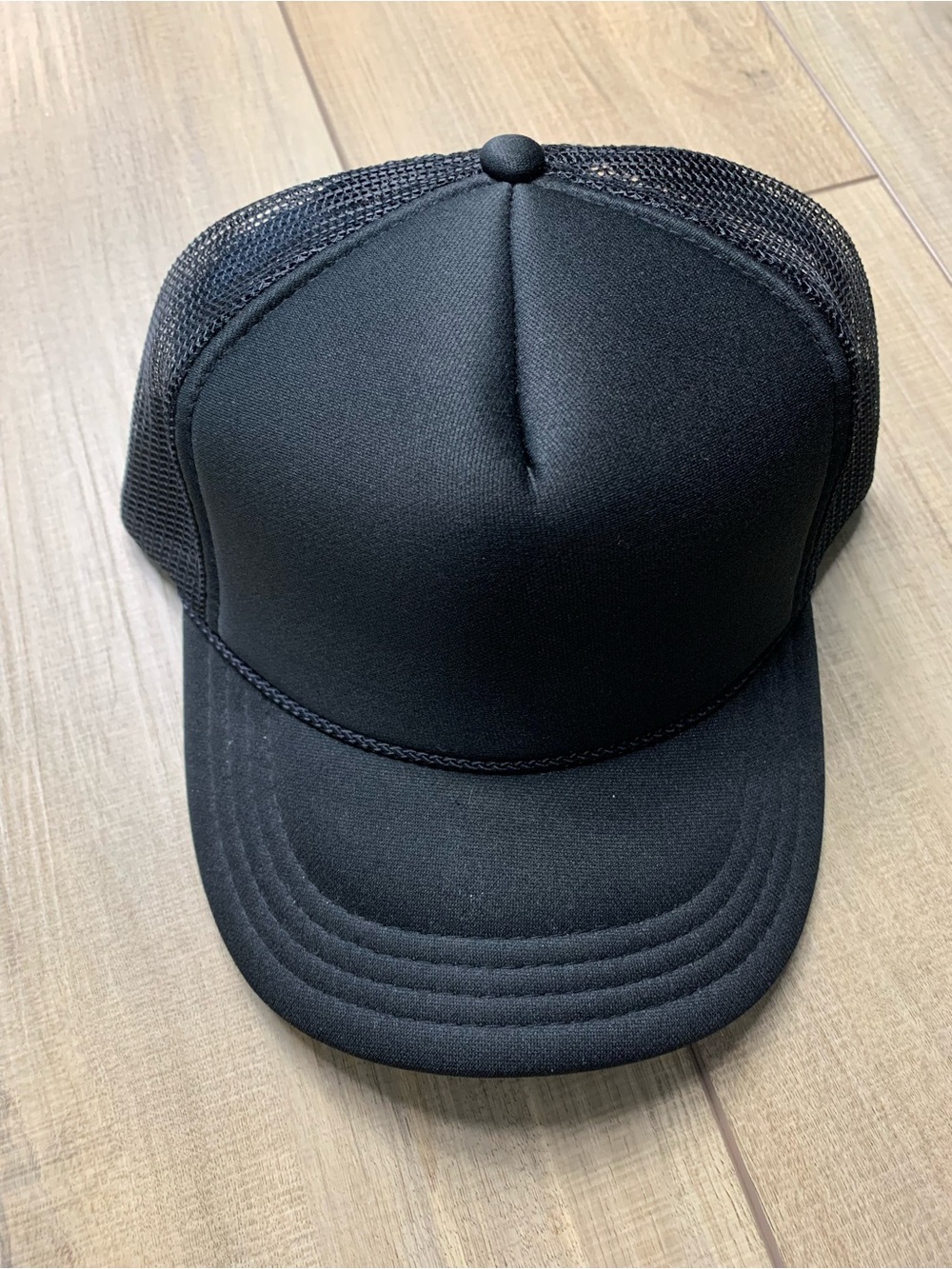 *New* Black Trucker Hat - Classic Solid Cap